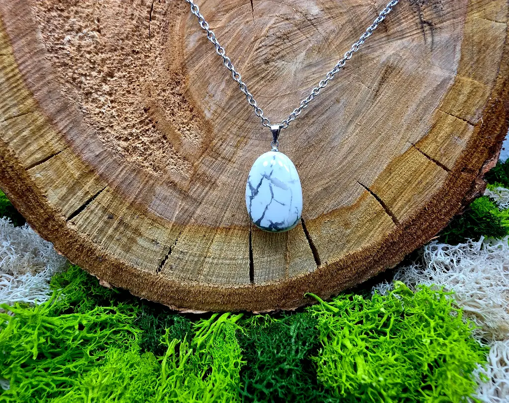 Collier Pendentif Howlite🤍 (Pendentif 1)