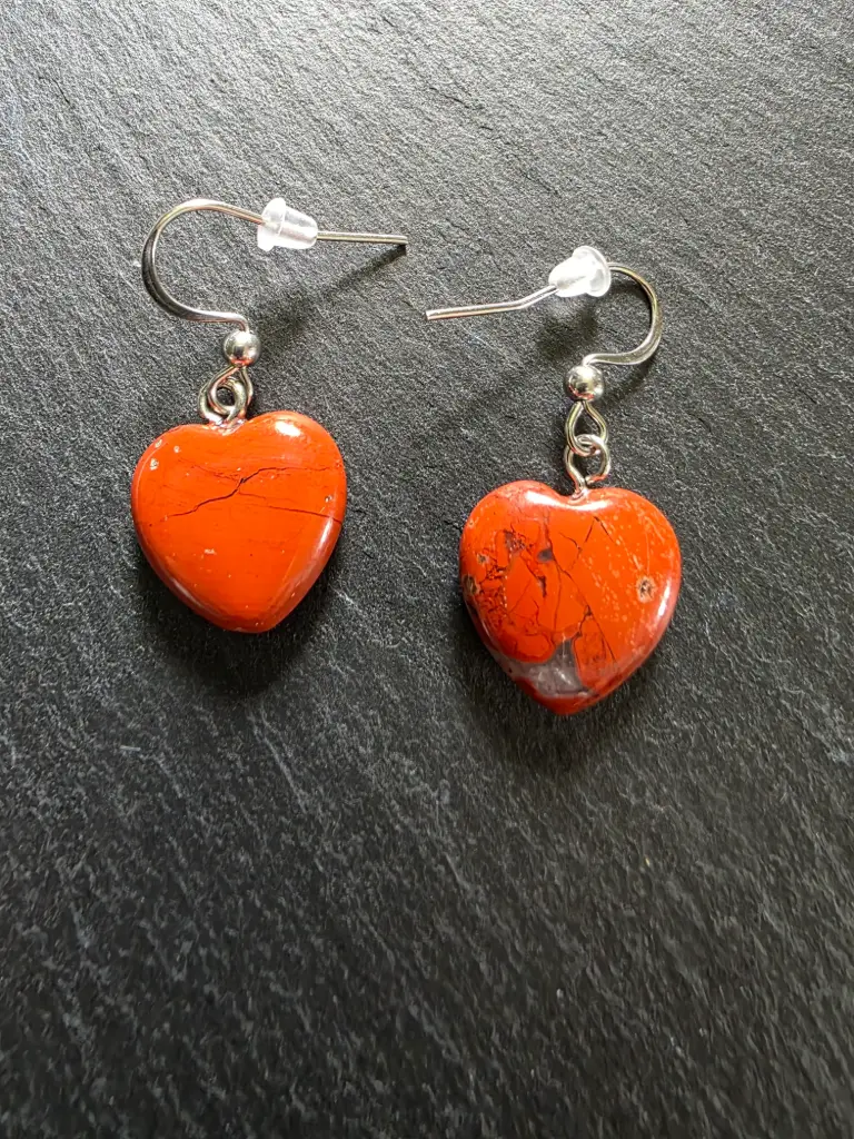 Boucle d'oreilles cœur Jaspe rouge
