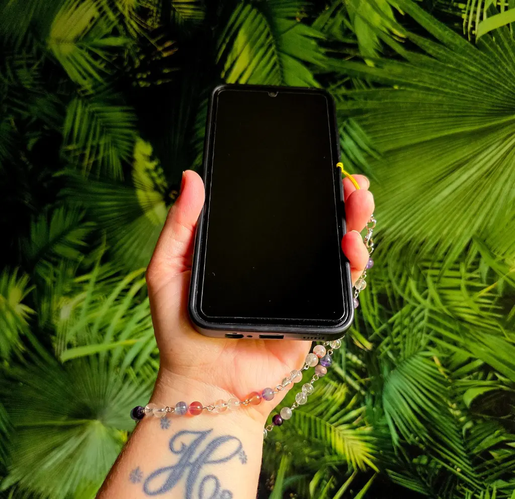 Dragonne de téléphone en cristal de roche et Fluorine multicouleur