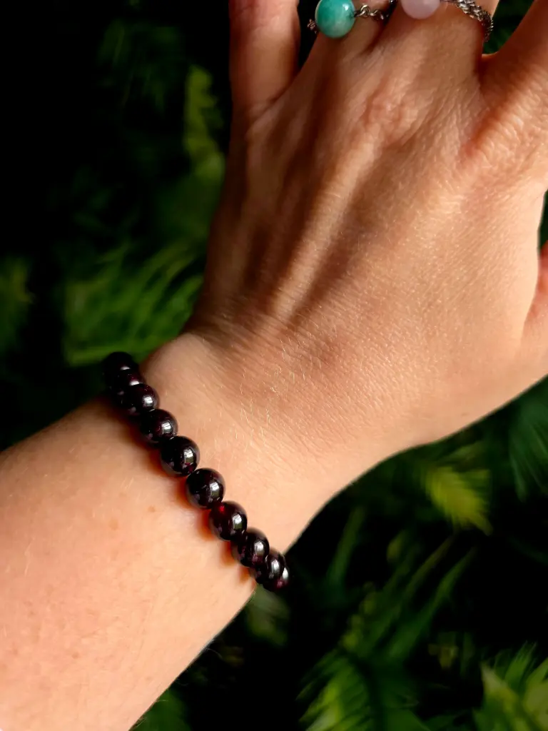 Bracelet perle Grenat rouge  (6mm, Taille 15)