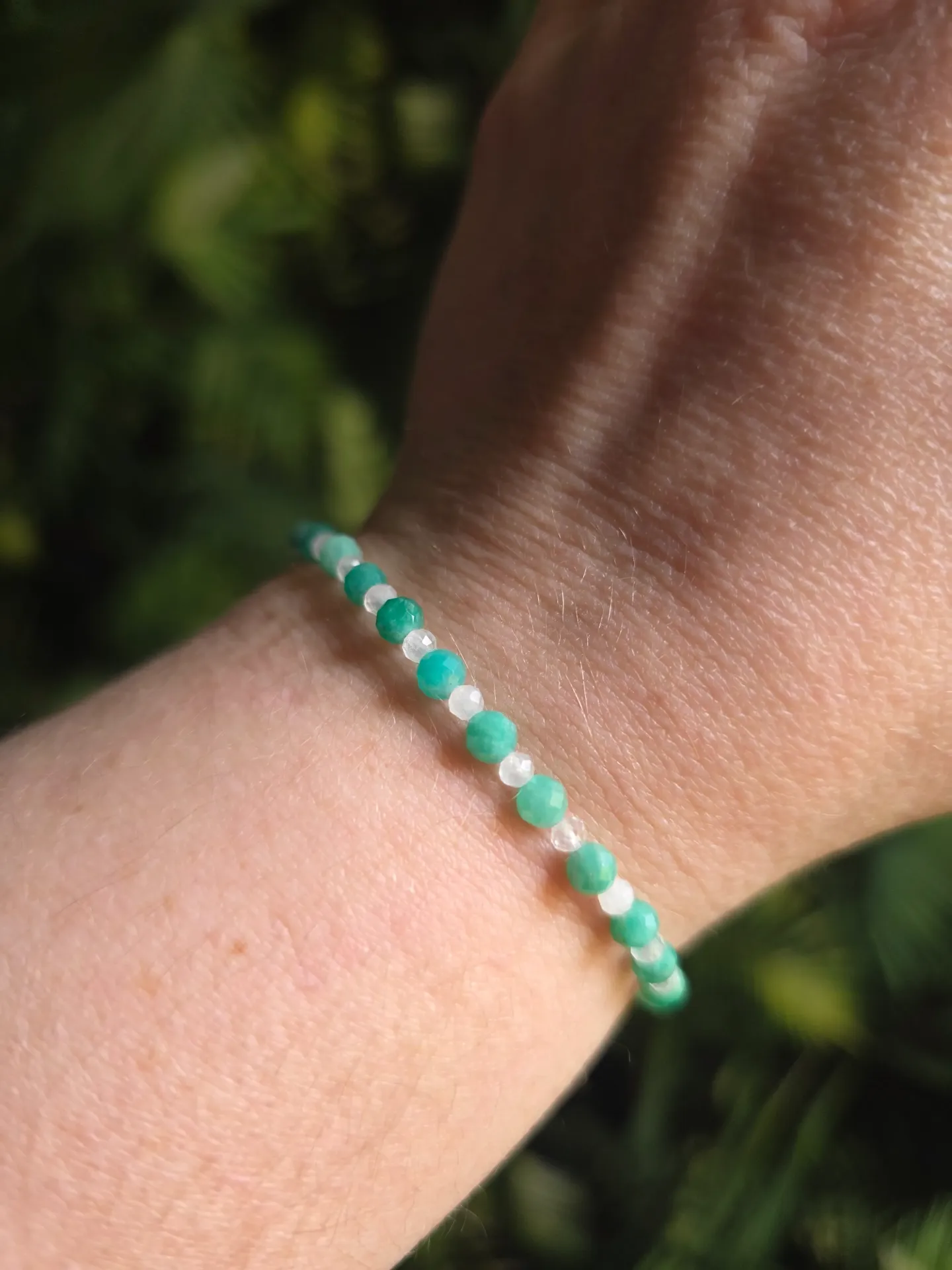 Bracelet Faciéta Amazonite et pierre de lune blanche 🤍🩵💚