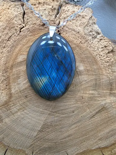 Collier "Aura bleu" N°1